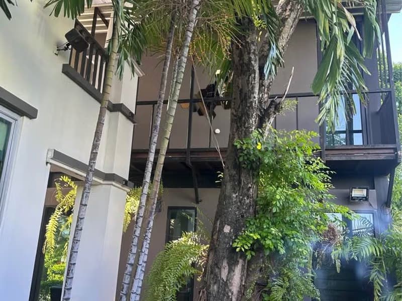 5 Bed House for Sale in Prawet
