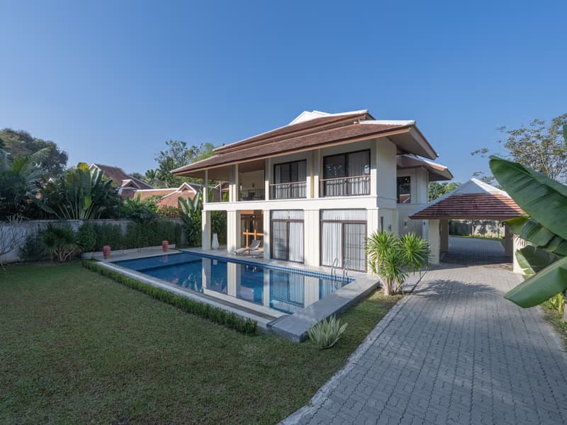 4 Bed House for Sale in Saraphi