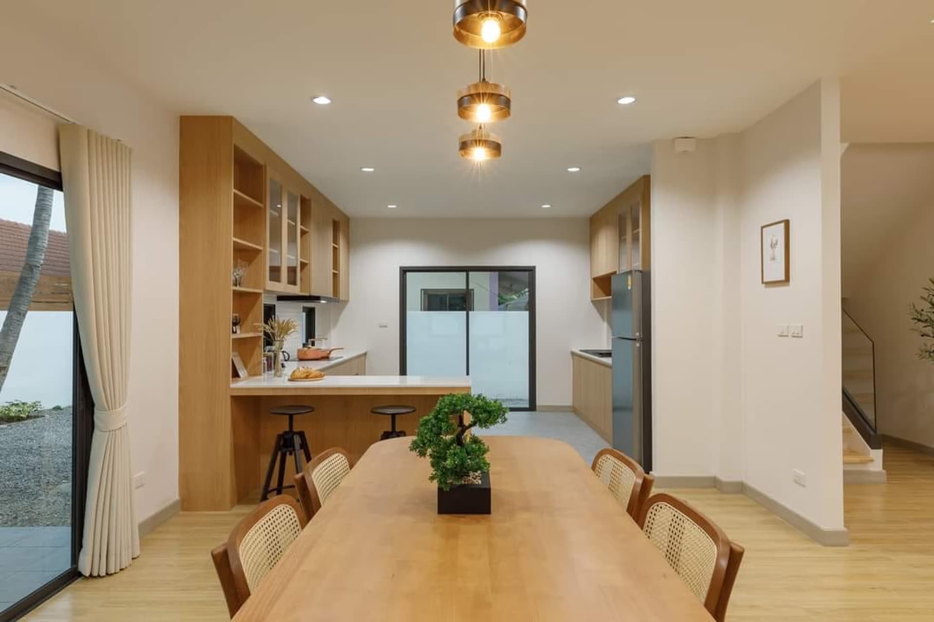 5 Bed House for Sale in Saraphi - Image 7