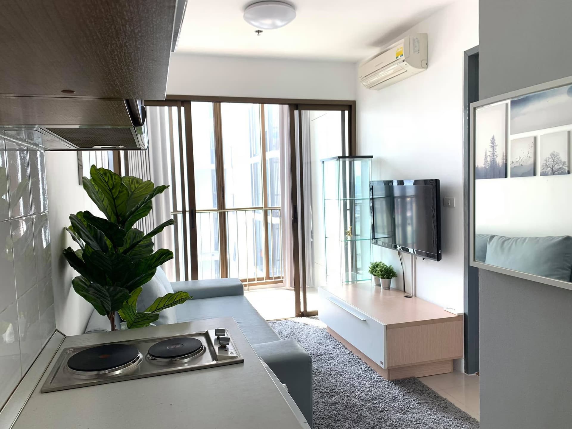 Condo for Rent at Ideo Mix Sukhumvit 103 - Image 1