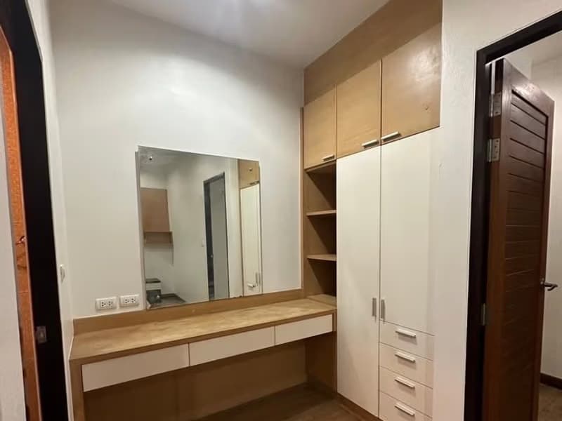 2 Bed Townhouse for Rent in San Sai