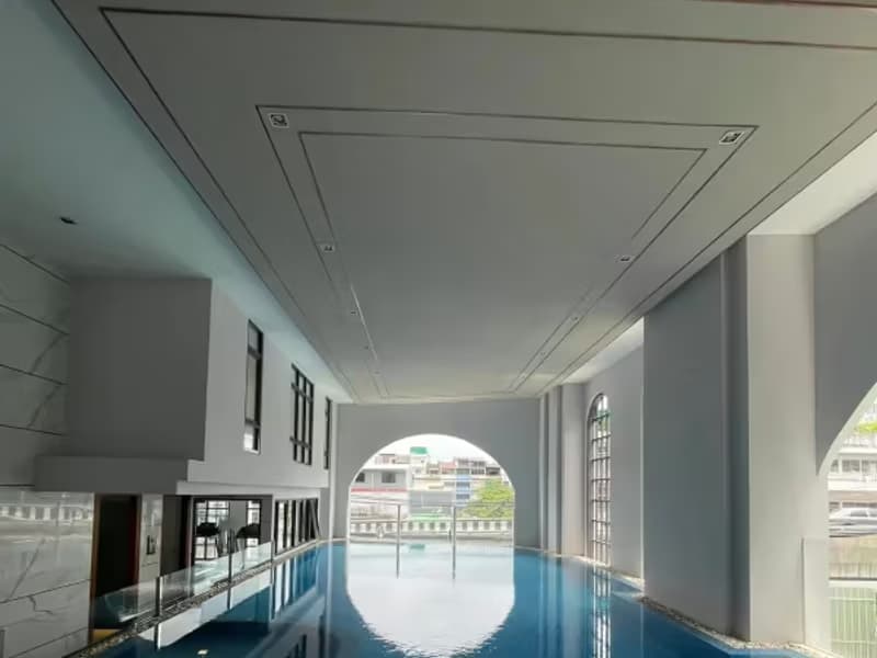 1 Bedroom Condo