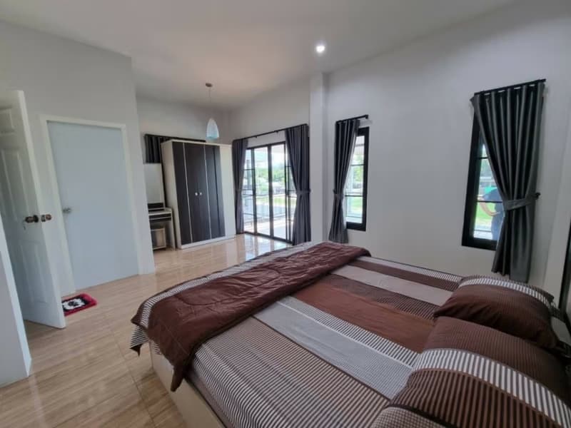 4 Bed House for Rent in Hang Dong