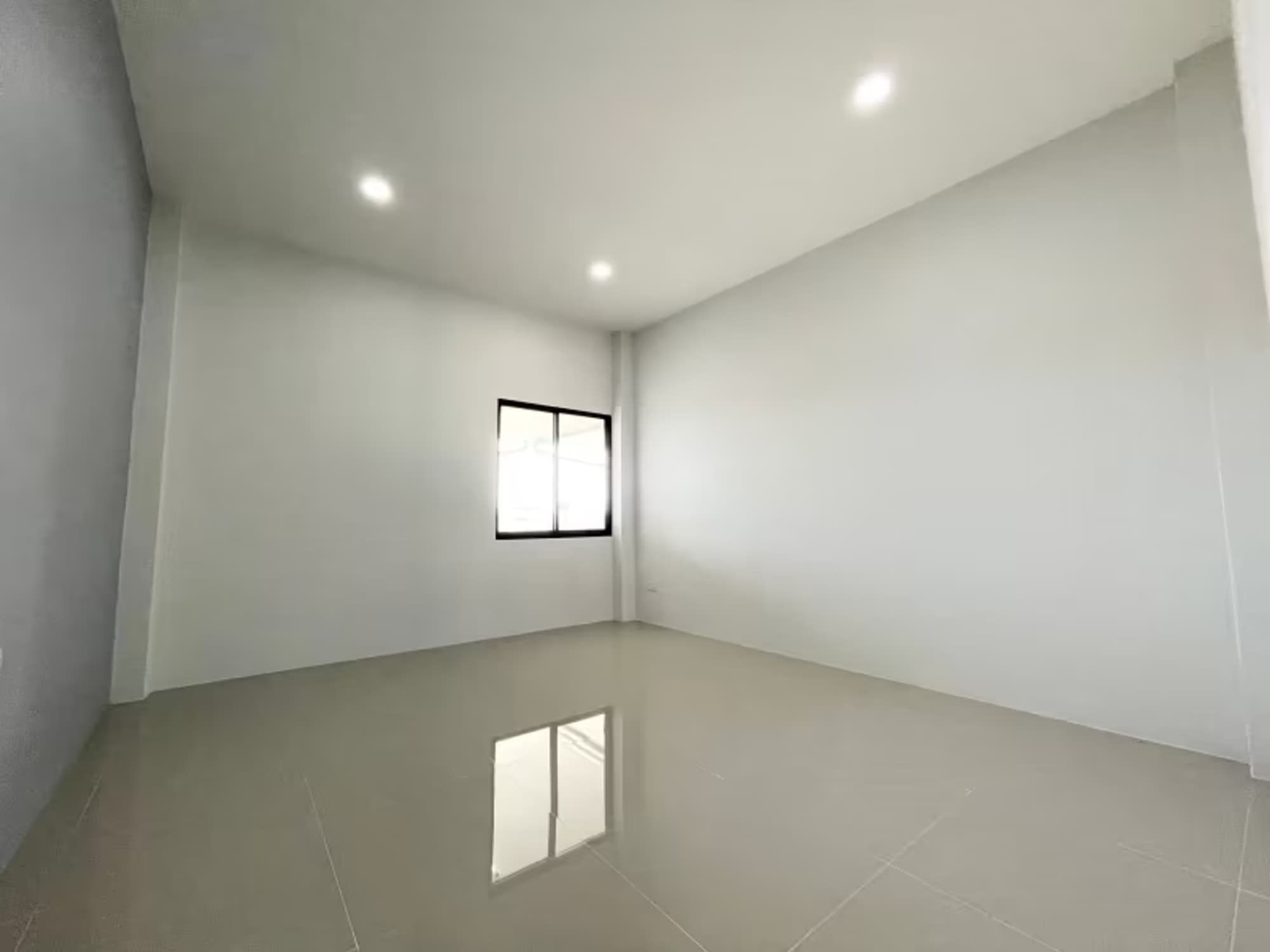 3 Bedroom House - Image 6