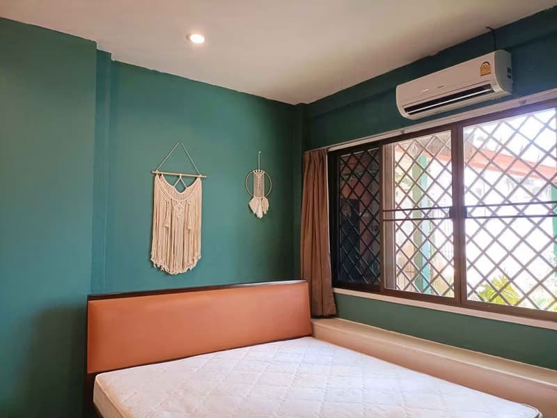 House for Rent in Pathum Wan.