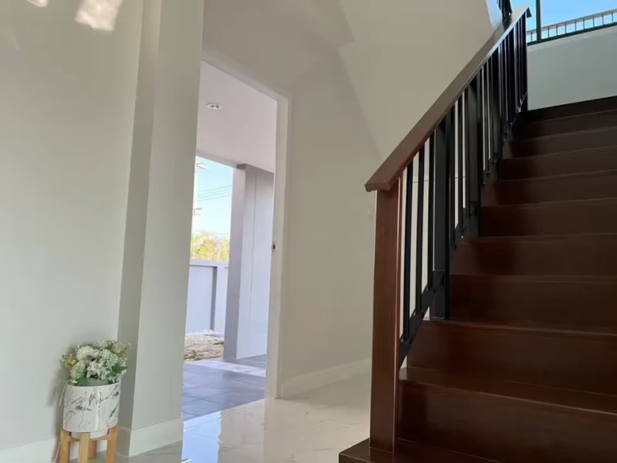3 Bedroom House - Image 10