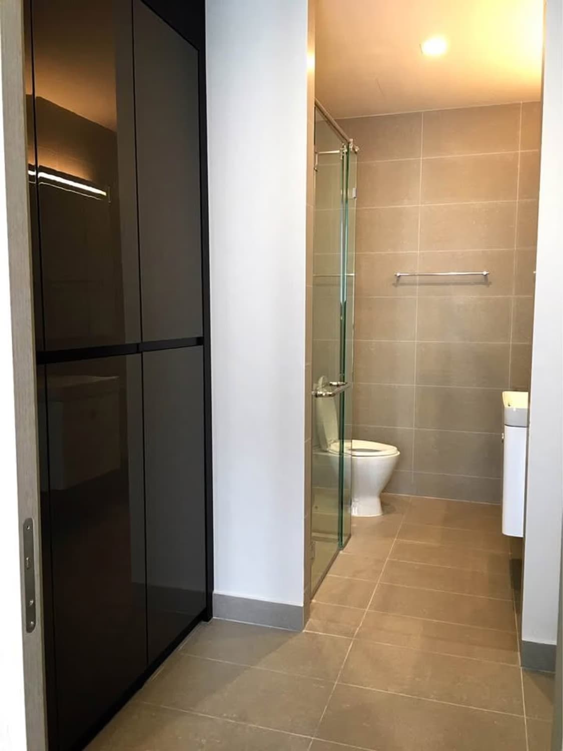 1 Bed Condo for Rent in Pathum Wan - Image 4