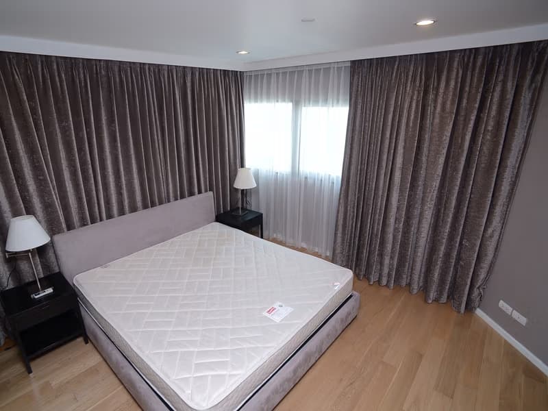 2 Bed Condo for Rent  Near Sala Daeng BTS