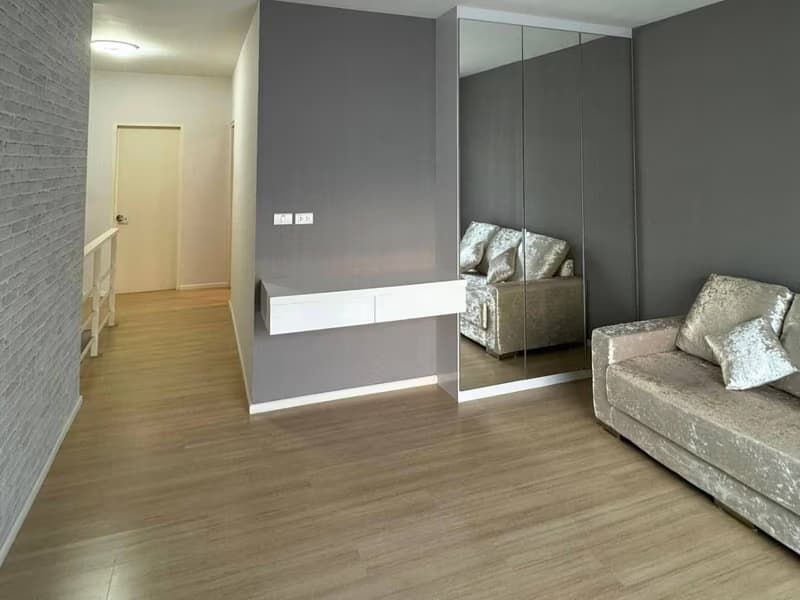3 Bed Townhouse for Sale in Suan Luang