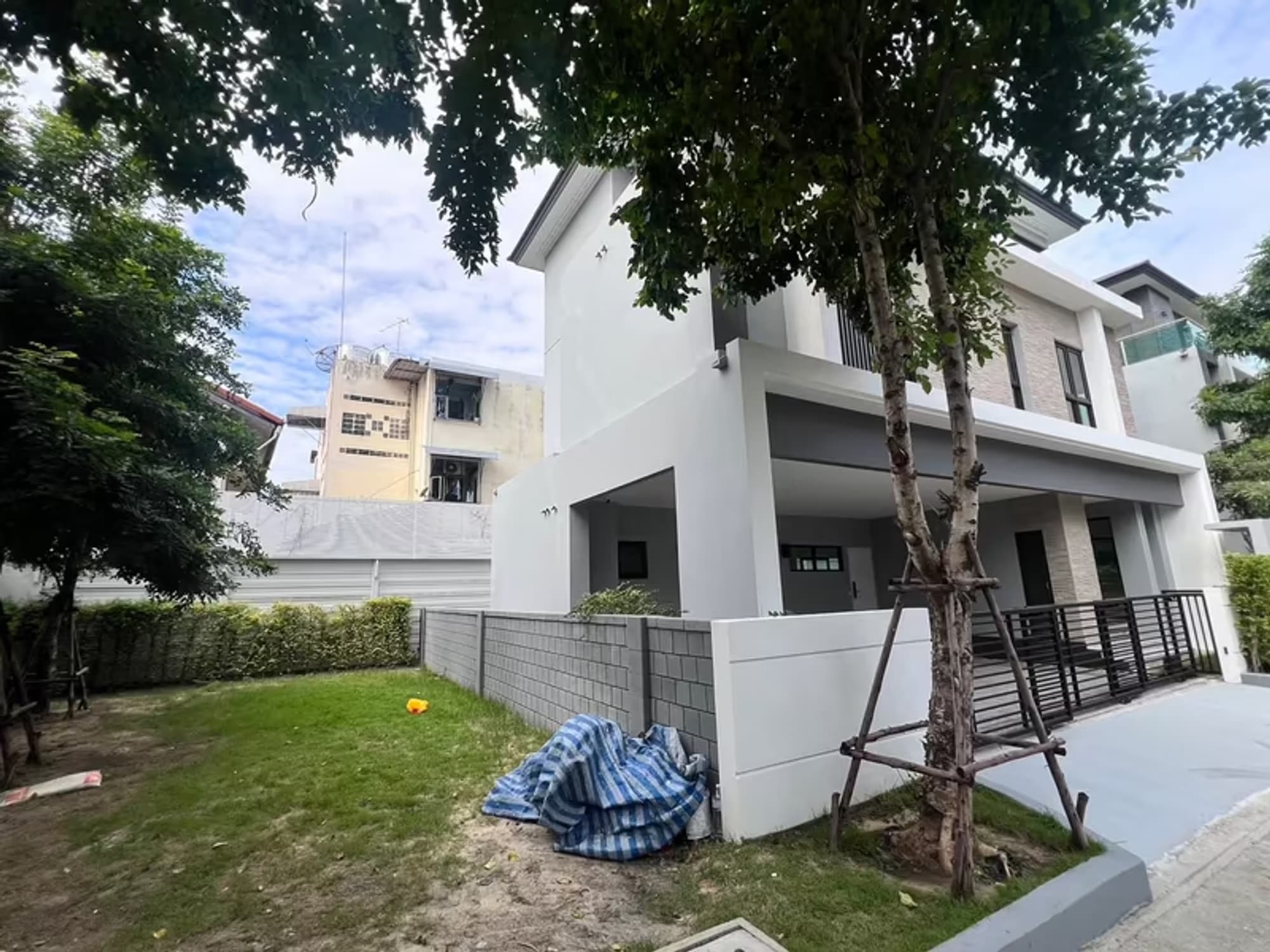 House for Rent at The City Ekkamai-Ladprao  - Image 2