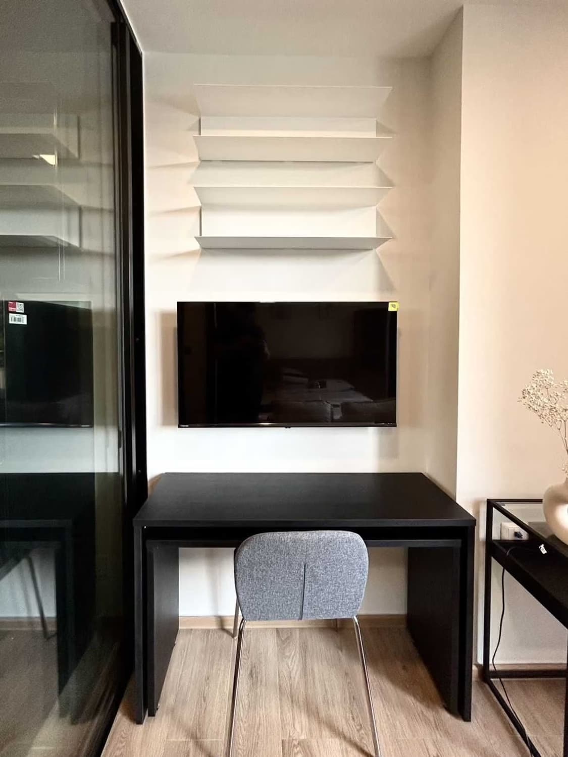 Studio Condo for Rent in Phaya Thai - Image 11