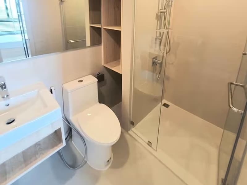 1 Bedroom Condo