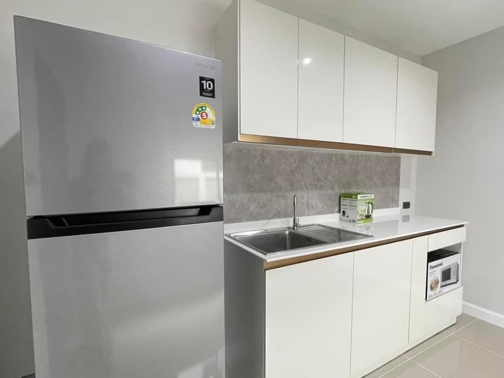 3 Bed House for Rent in Saraphi - Image 4