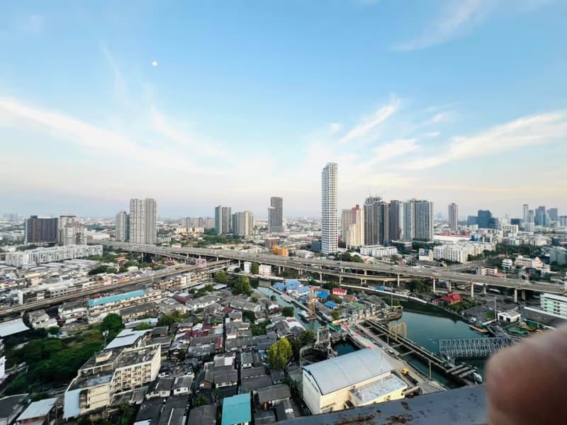1 Bed Condo for Rent and Sale in Khlong Toei