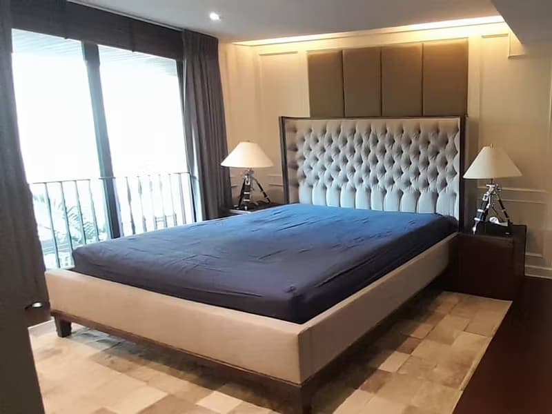 Condo for Sale at Baan Lux-Sathon