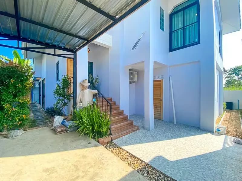 4 Bedroom House