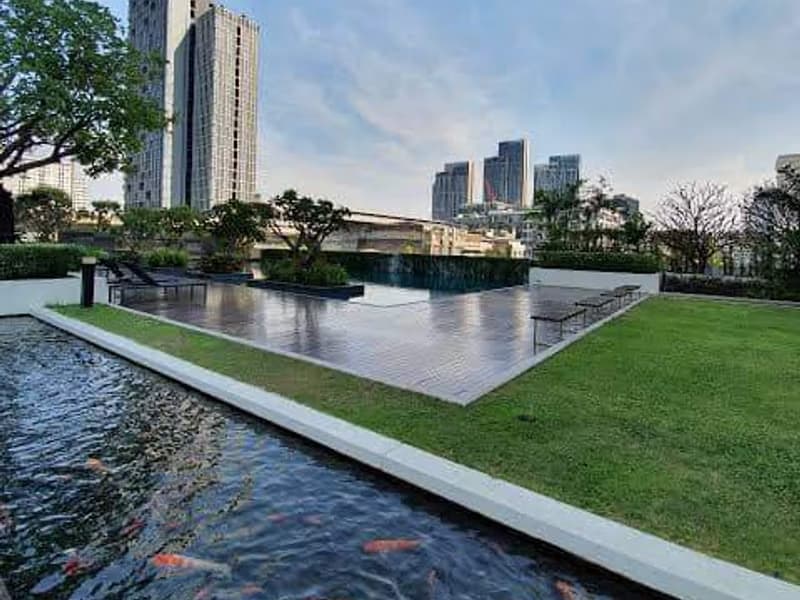 2 Bed Condo for Sale in Phra Khanong