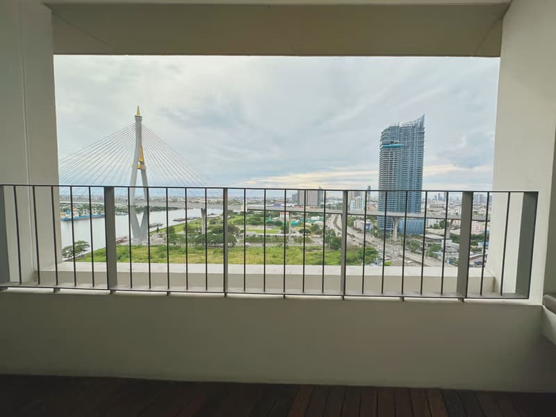 Condo for Sale at The Pano