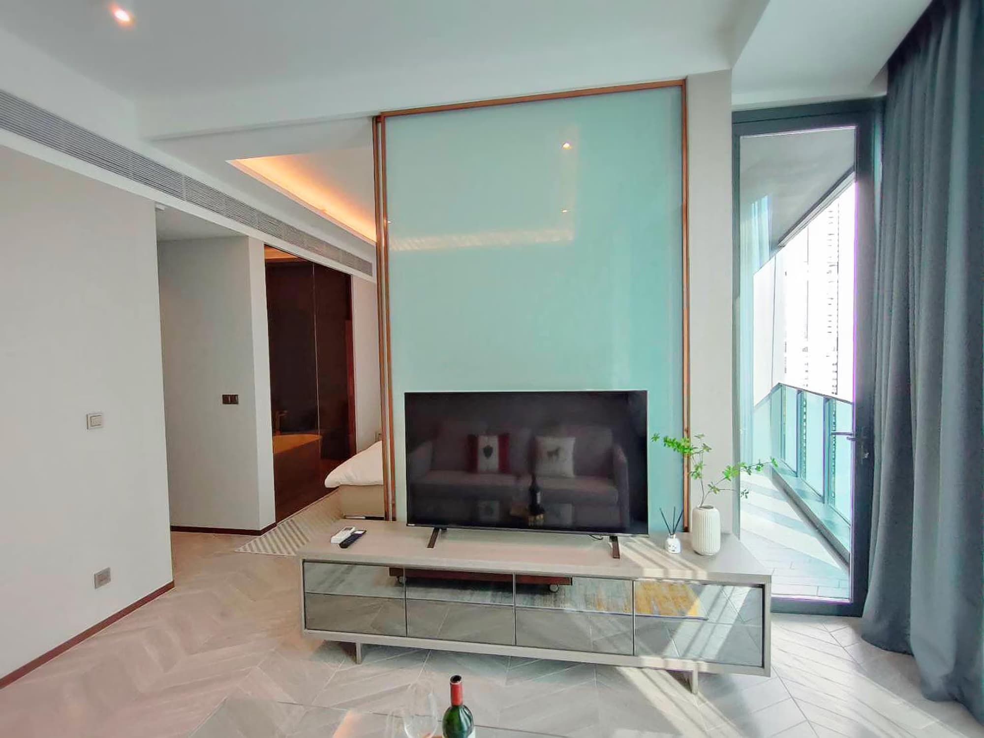  - Image 6