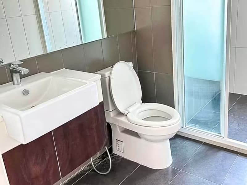 2 Bedroom Condo for Rent at Centric Huai Khwang Station