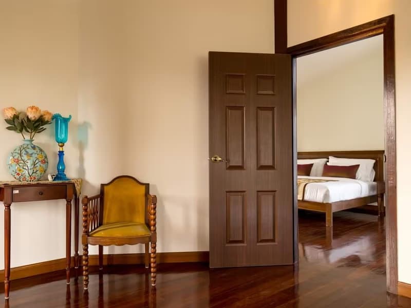 Pool Villa in Saraphi, Teak Traditional Thai Style