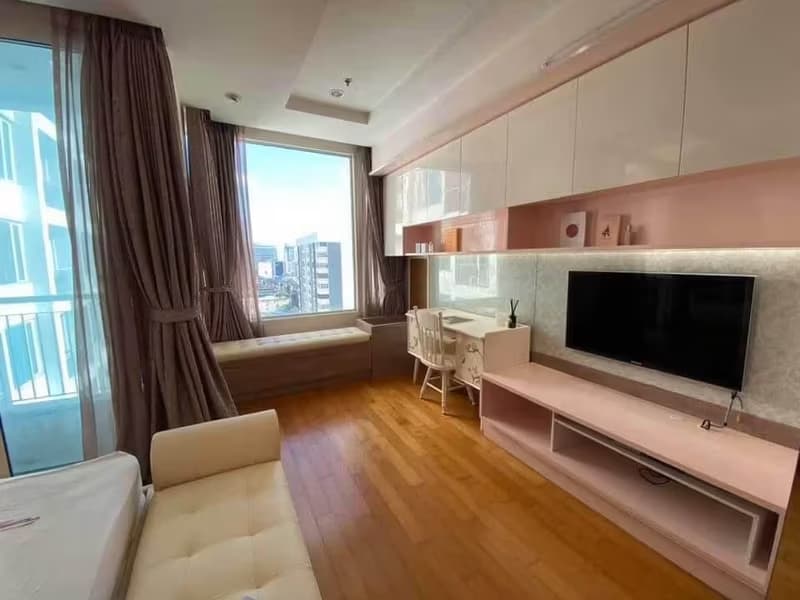 Condo for Sale at Villa Ratchatewi  