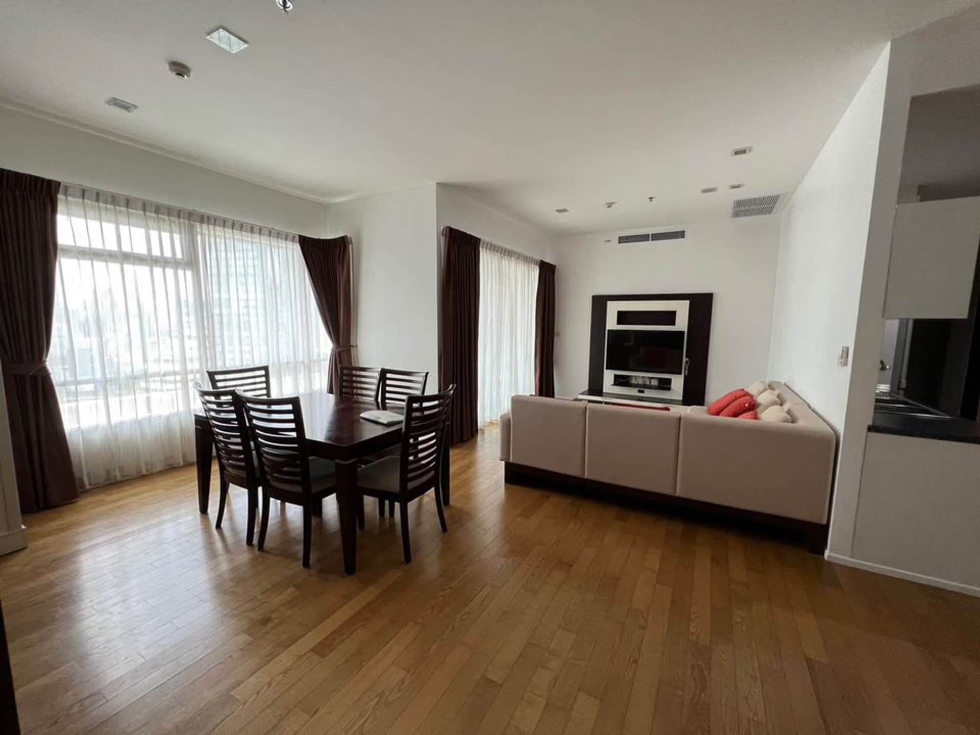 3 ห้องนอน Condo สำหรับ จำหน่าย ใน วัฒนา - Image 1