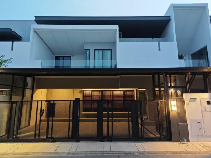 3 Bed House for Rent in Bang Phli, Samut Prakan