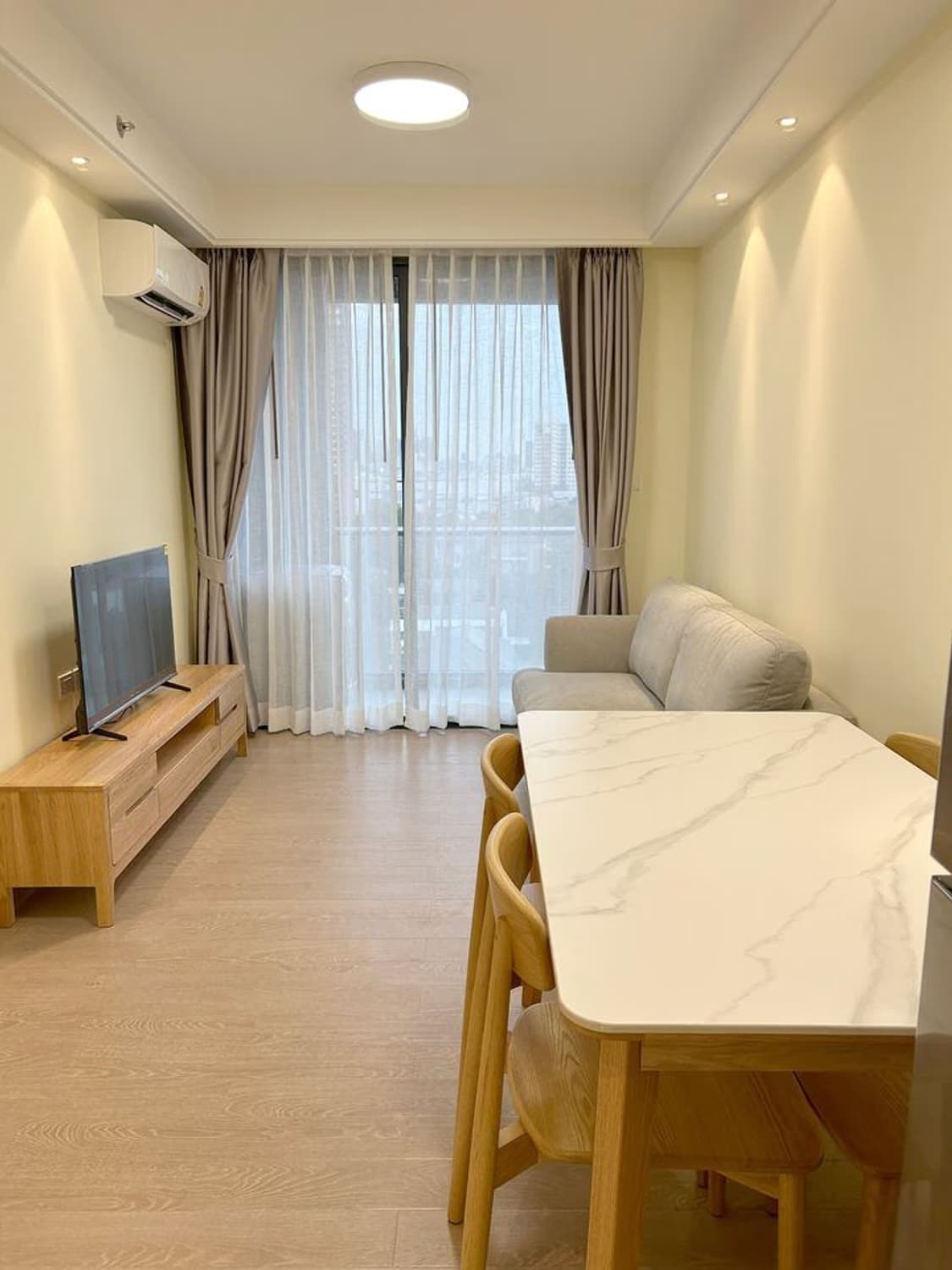 Condo for Rent at Regal Sathon-Naradhiwas - Image 4
