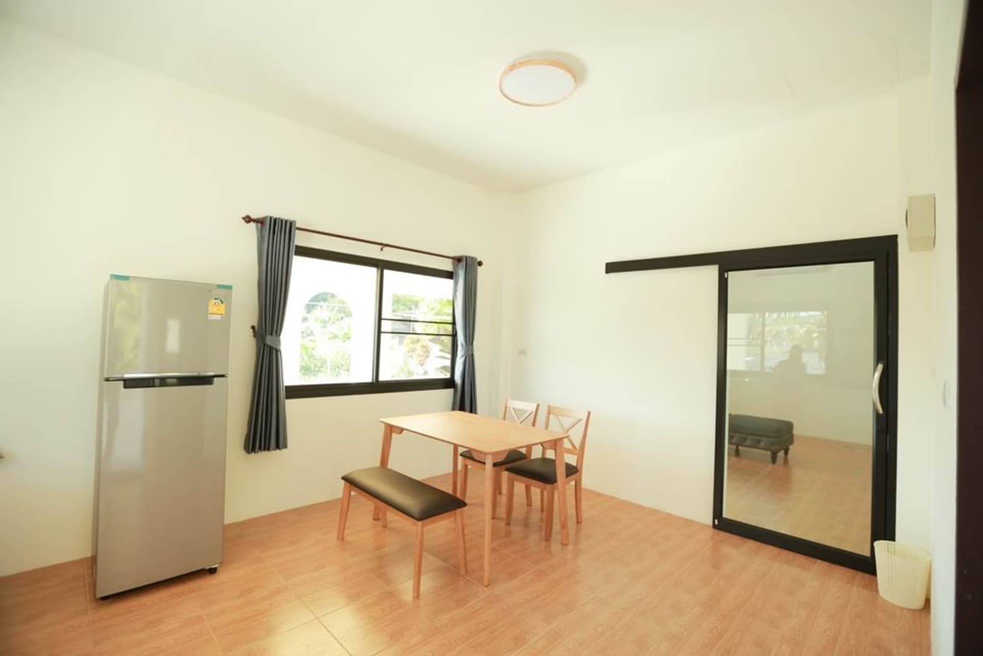  - Image 8