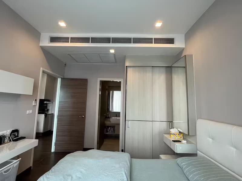 1 Bedroom Condo