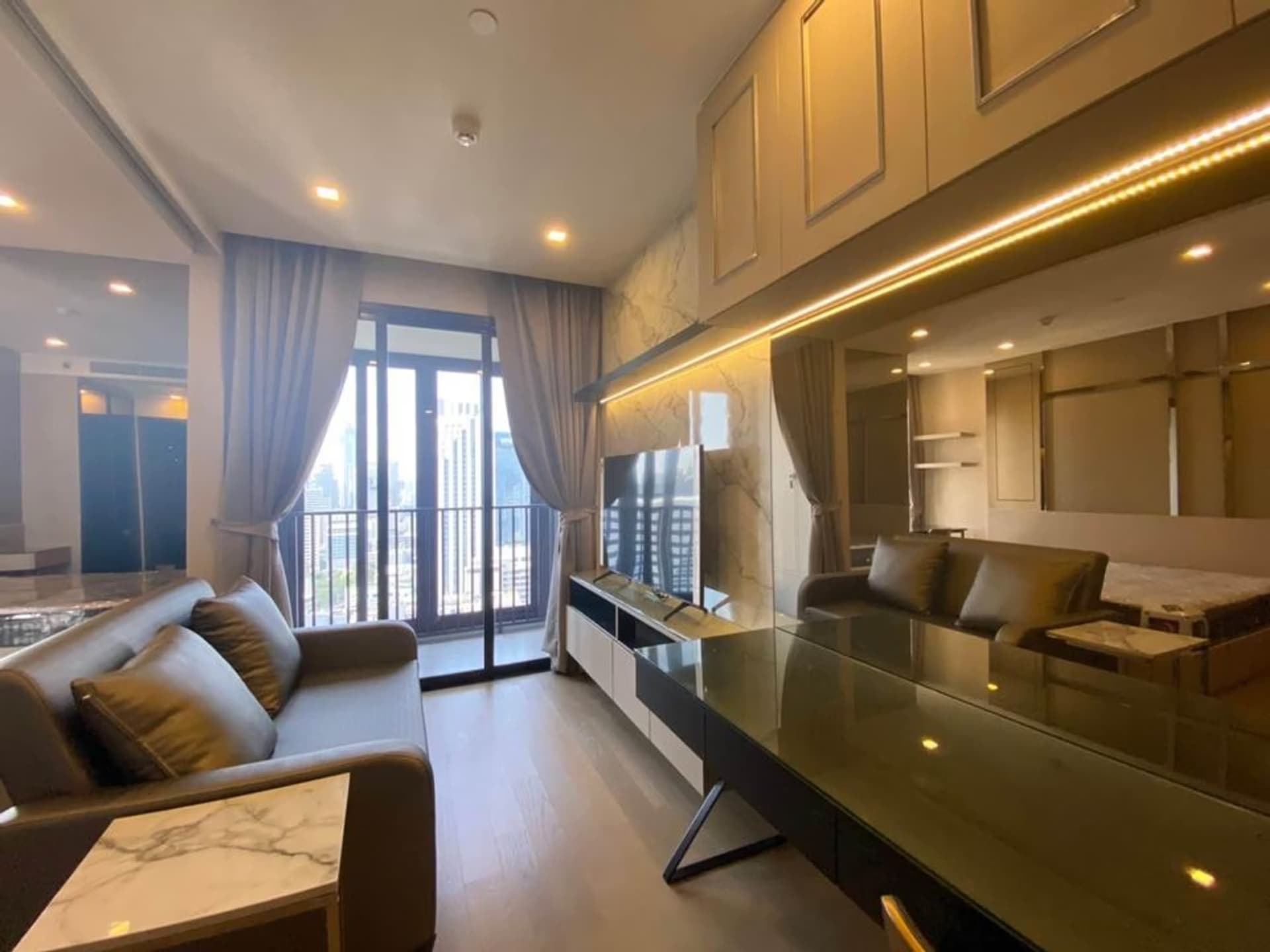 Condo for Rent at Ashton Asoke - Image 1