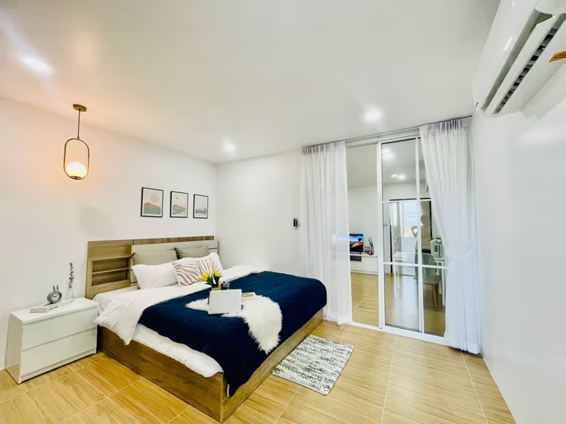 1 Bedroom Condo - Image 5