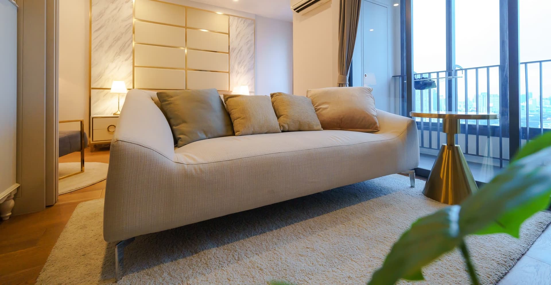 1 Bed Condo for Rent and Sale  Near Chit Lom BTS - Image 2