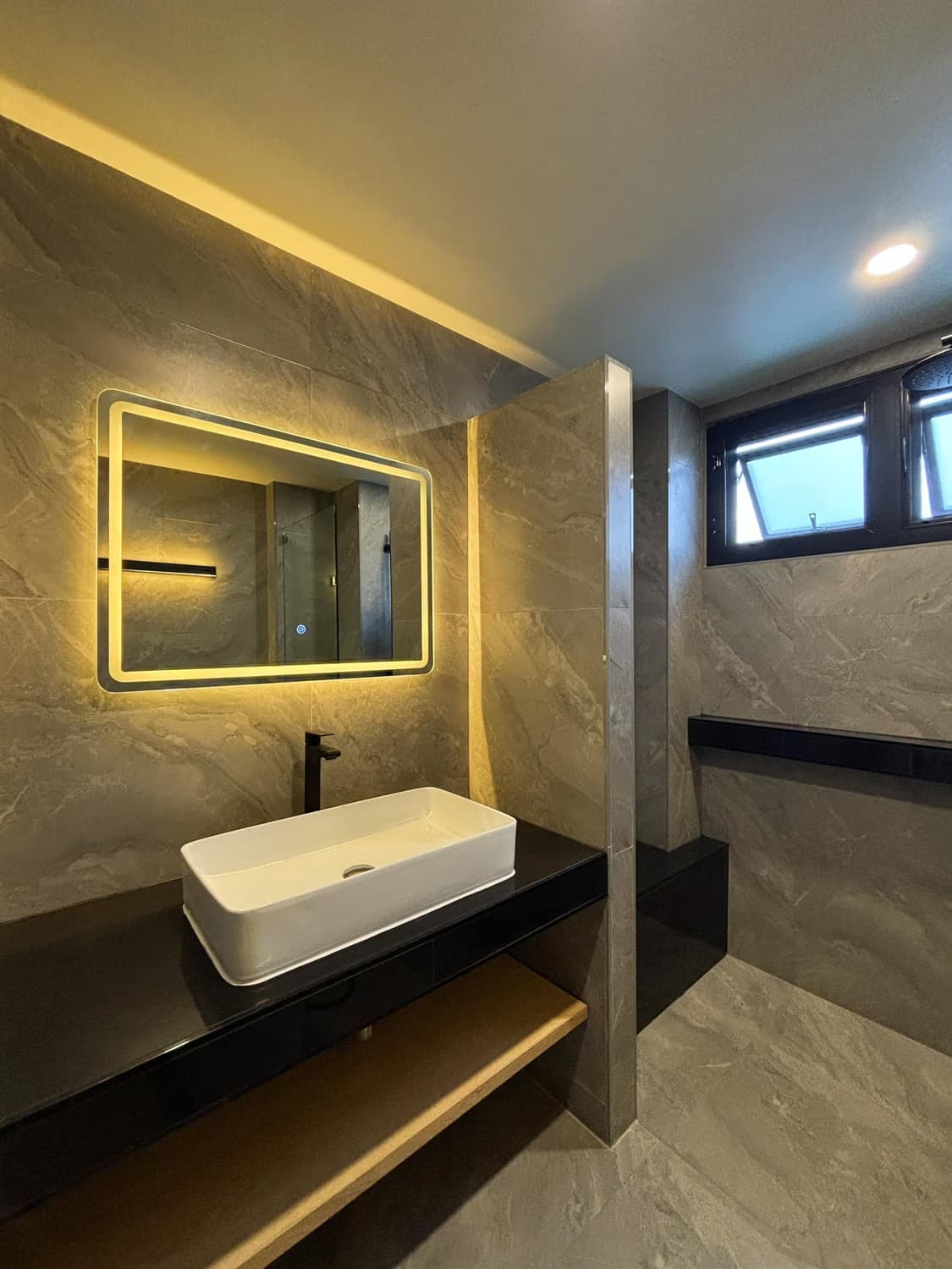 1 Bed Condo for Sale in undefined - Image 9