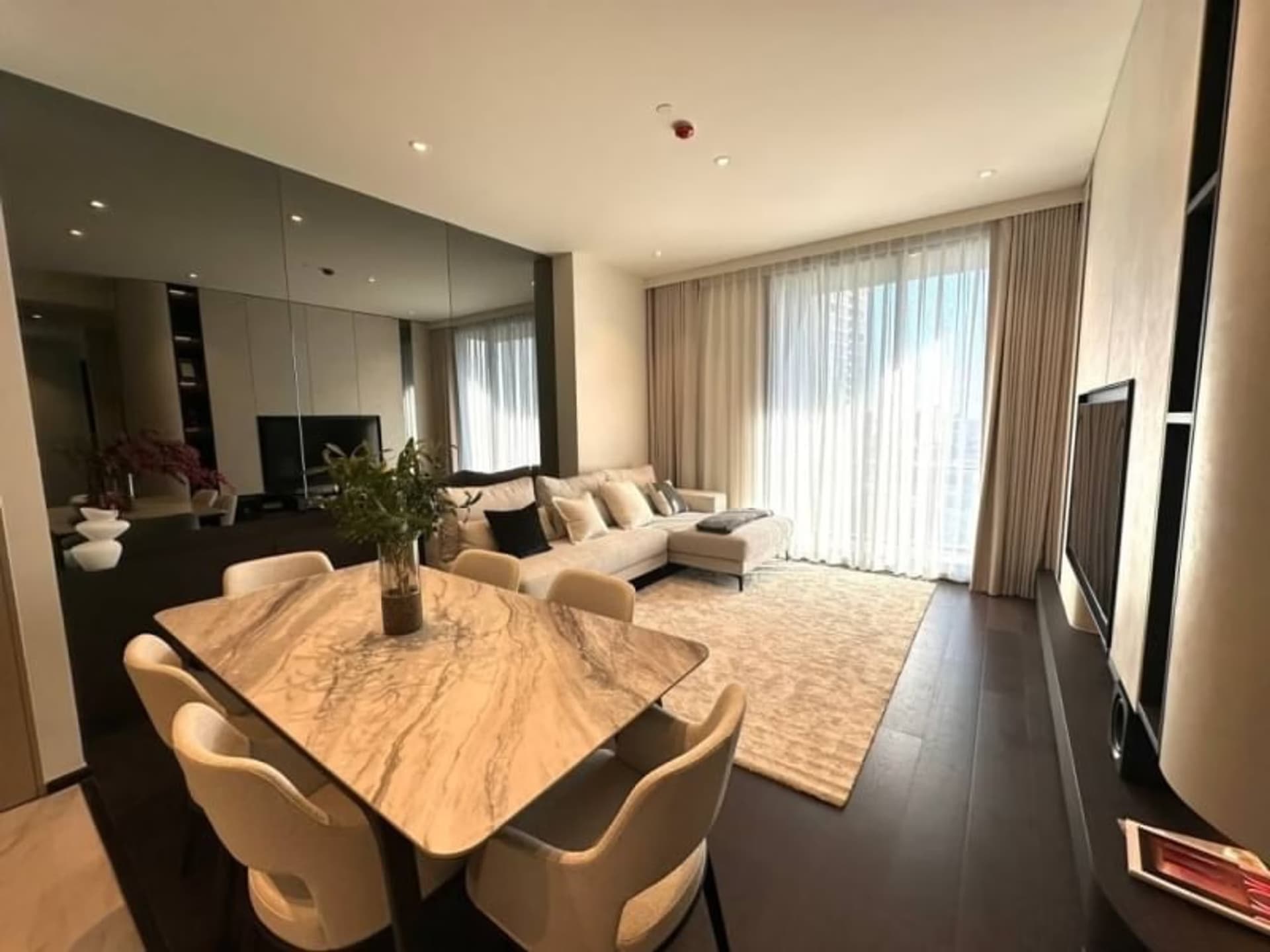 3 Bed Condo for Sale in Watthana - Image 2