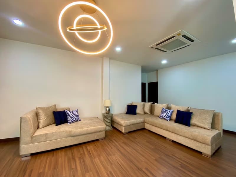4 Bed House for Sale in San Kamphaeng District