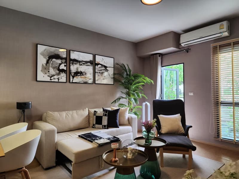 1 Bedroom Condo