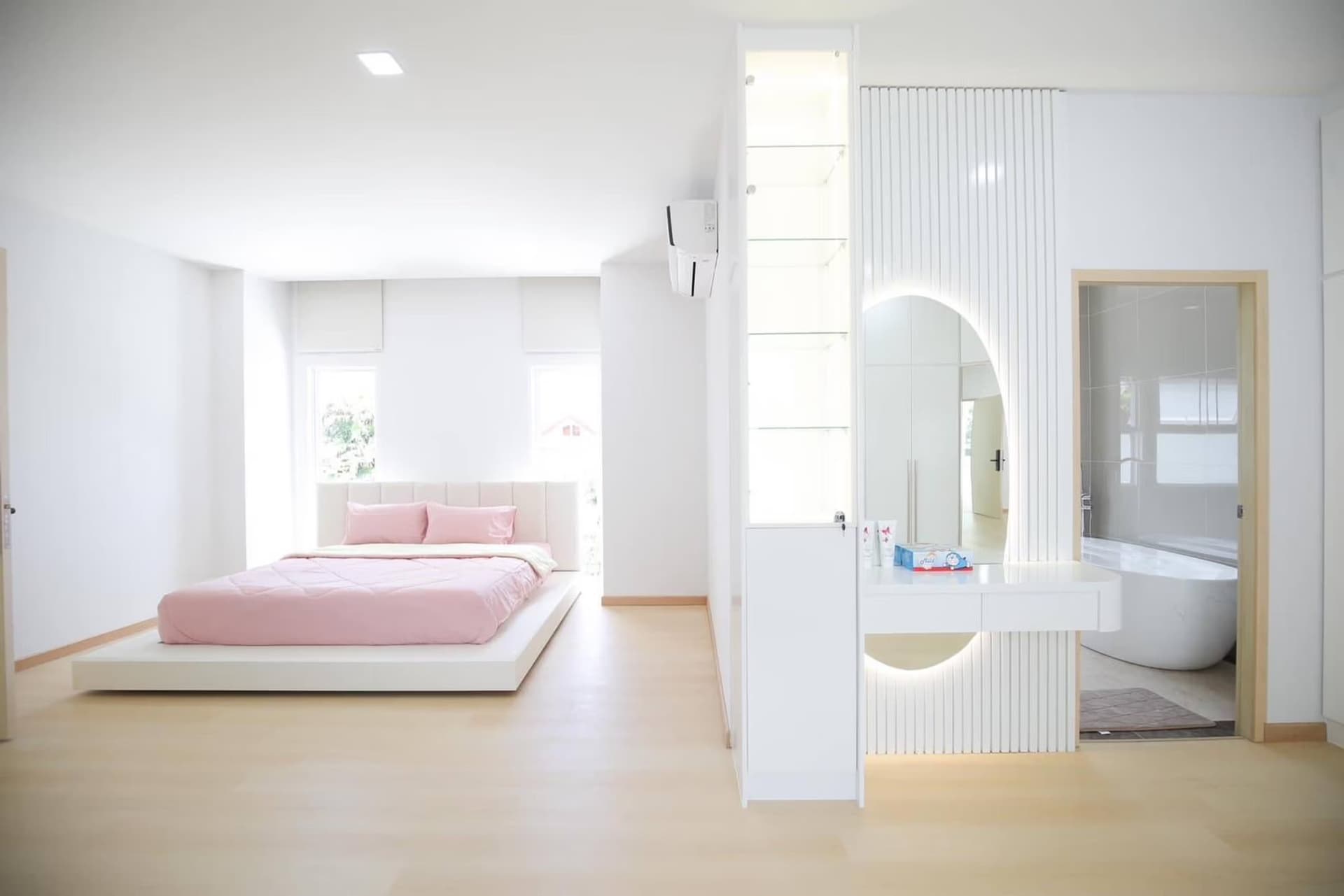 6 Bed House for Sale in Saraphi District - Image 14
