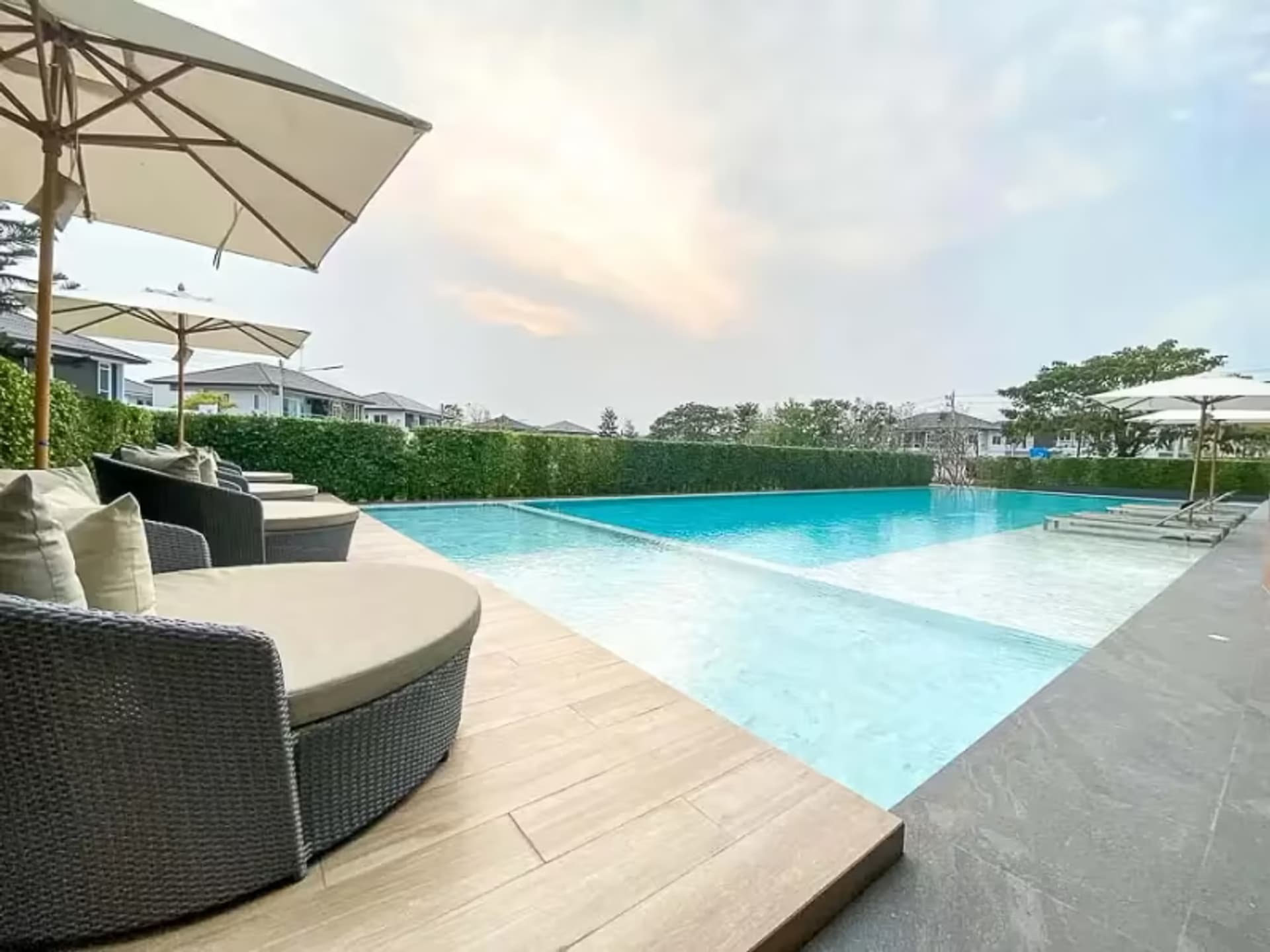4 Bedroom House - Image 27