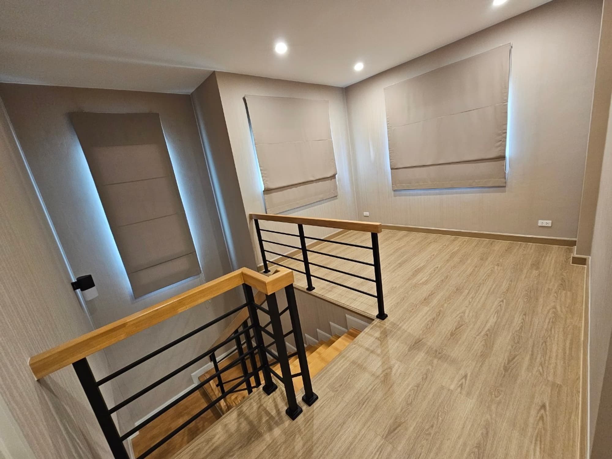 4 ห้องนอน บ้าน สำหรับ จำหน่าย ใน Bang Phli - Image 4