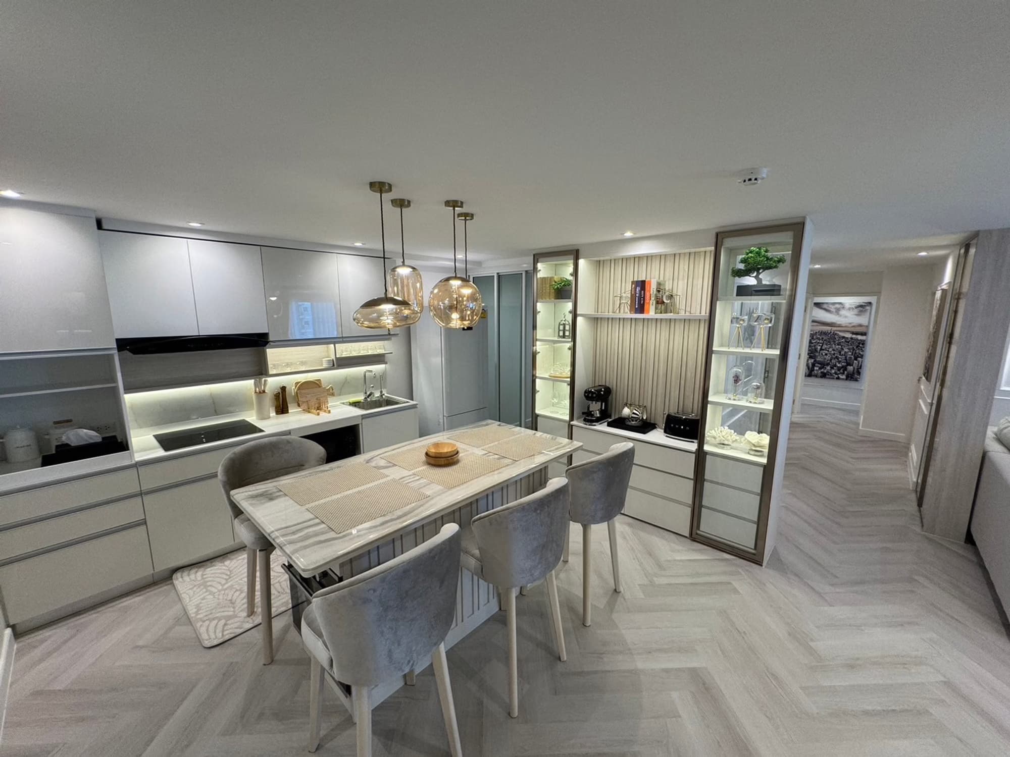 Condo for Sale at Fortune Condo Town  - Image 2