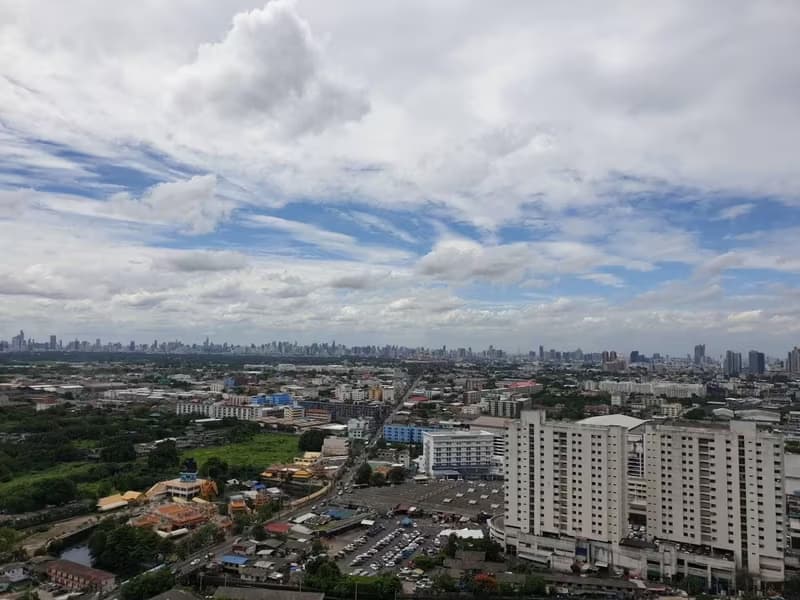 1 Bedroom Condo