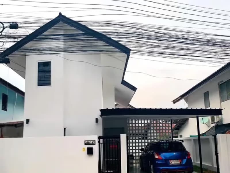 2 Bedroom House