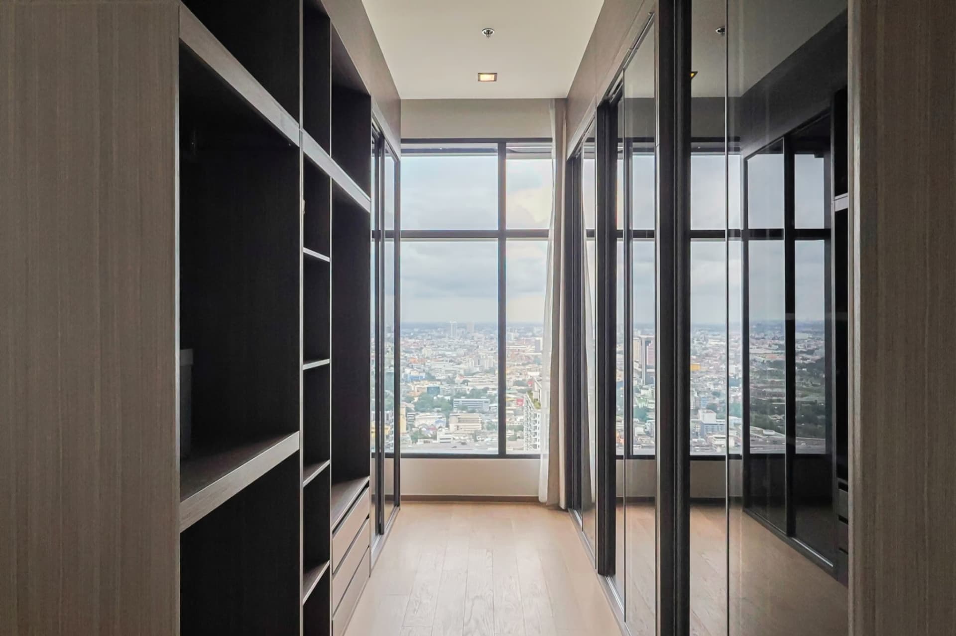 3 ห้องนอน คอนโด สำหรับ ขาย ใน ราชเทวี - Image 9