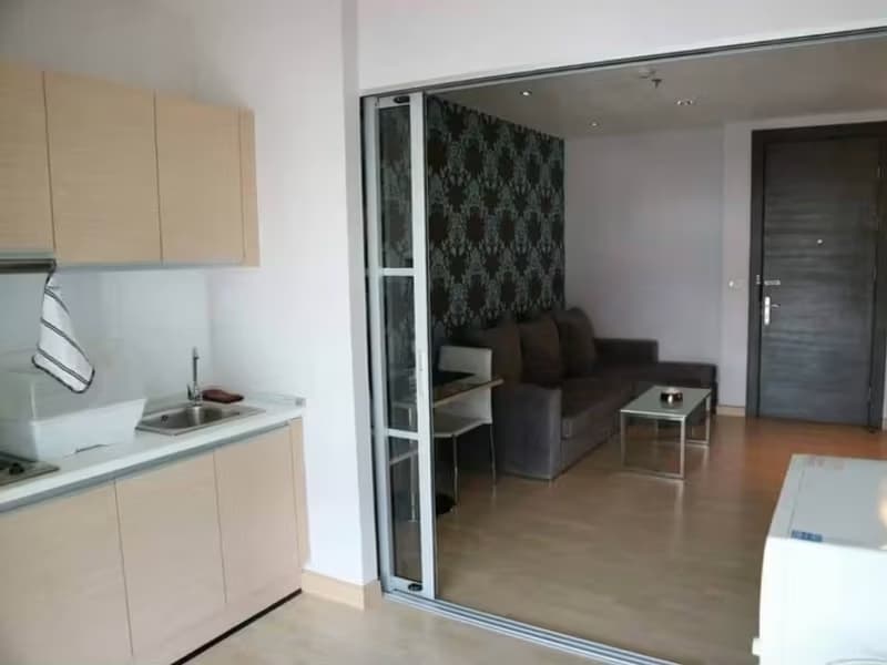 1 Bedroom Condo