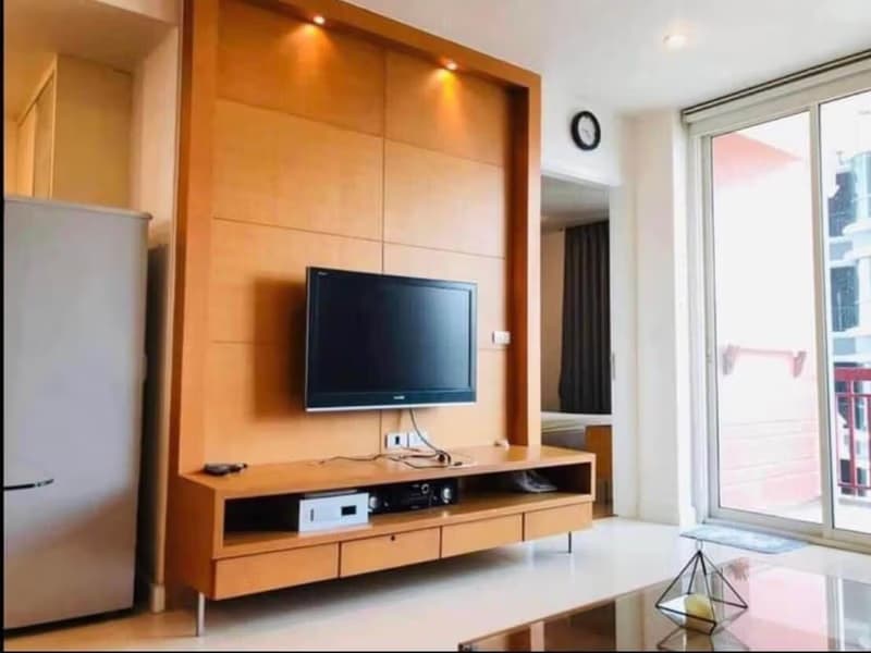 Condo for Sale w/Tenant at Manhattan Chit Lom
