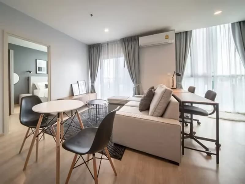 1 Bedroom Condo