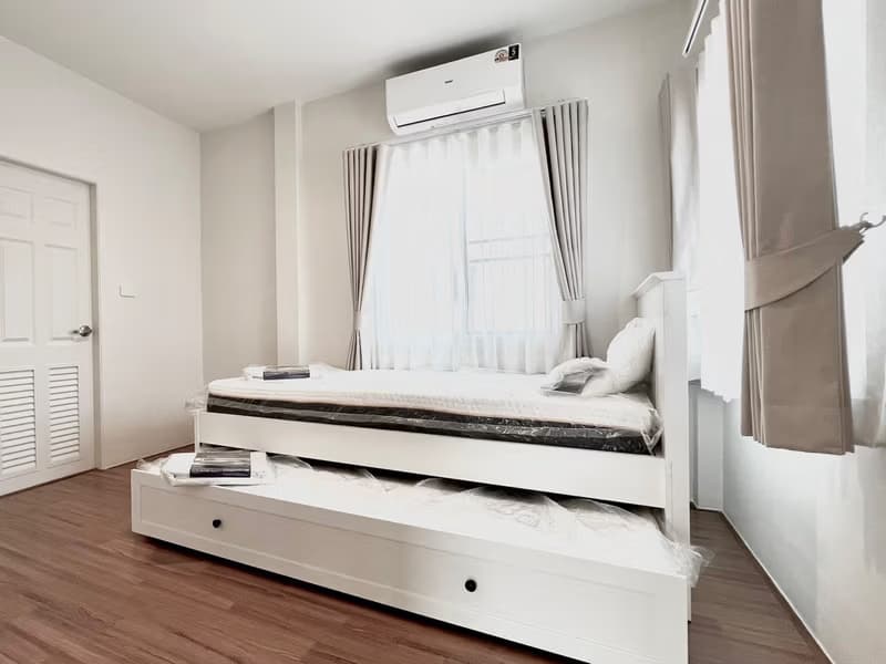 4 Bed House for Rent in Mueang Chiang Mai