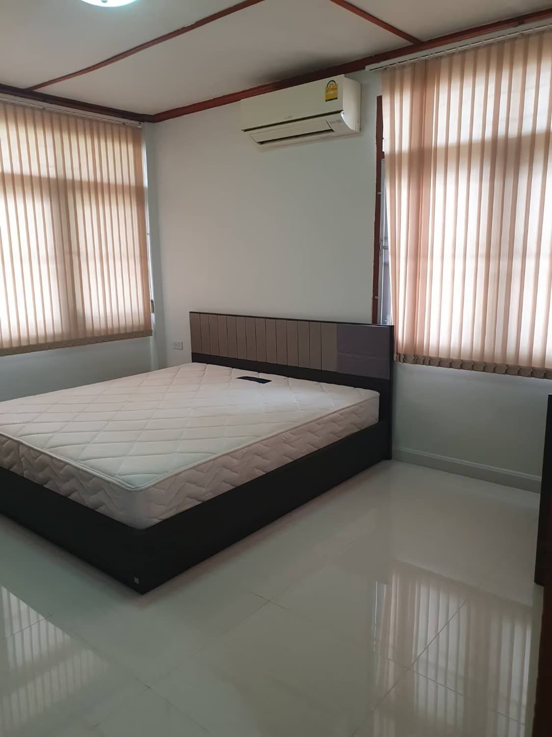 3 Bedroom House - Image 3